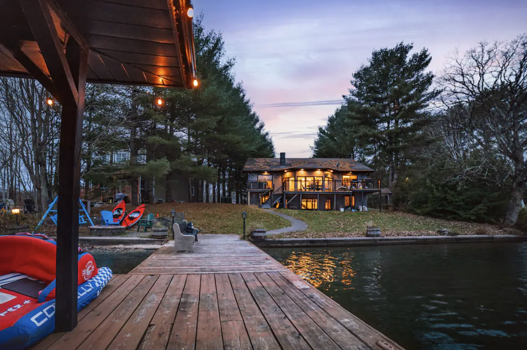 WATERFRONT COTTAGE